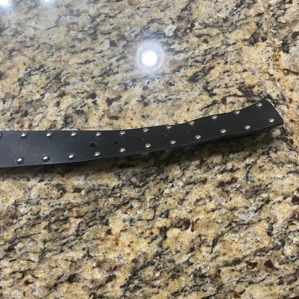 N/A black faux